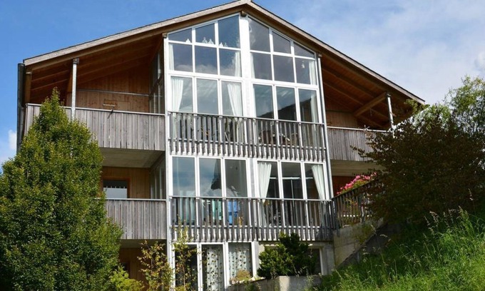 Zweisimmen Apartment | Experience Spillgerten-Blick: Family-Friendly Retreat