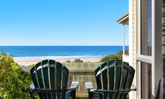 Yamba Apartment | Beachfront Bliss at Spindrift Lowerdeck with Ocean Views