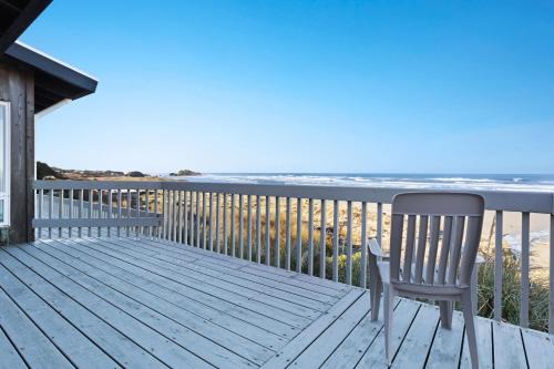 Bandon House | Oceanfront Pet-Friendly Retreat at Spindrift Home