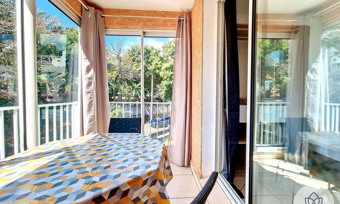 Saint-Denis Apartment | Ideal Spinelle Blanche Studio Near Saint-Denis Centre