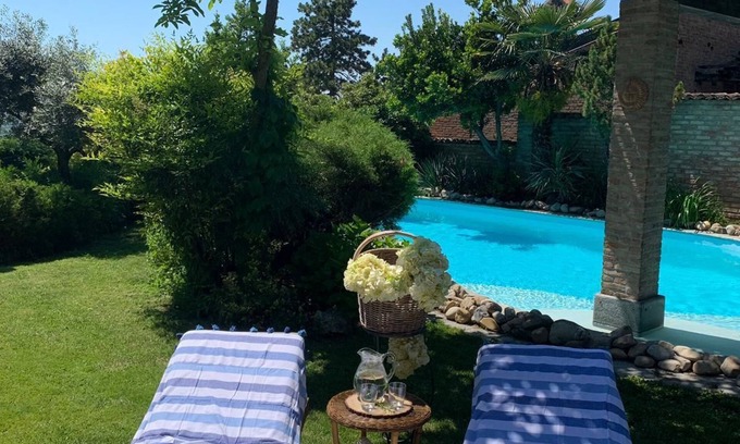 Spineto Scrivia House | Enjoy a Family-Friendly Stay at Spineto House with Pool