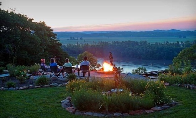 Hermann Apartment | Guest Rated 10/10: Spirit Hill Guest House Patio Suite