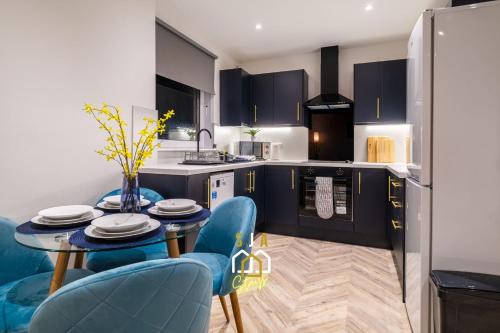 Central Aberdeen Apartment | Elegant 3 Bed Apartment - Spital Stay with Child-Friendly Amenities