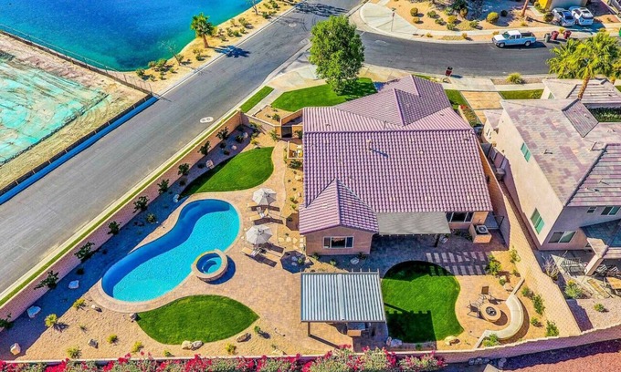 Terra Lago House | Family-Friendly SPLASH-TASTIC FUN HOUSE with Pool & Lake View