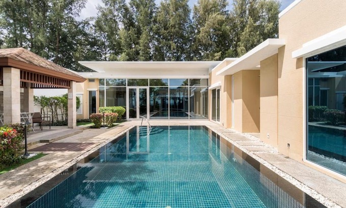 Mai Khao Villa | Experience Splash Villa: Family-Friendly Oceanfront Retreat