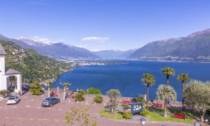Ronco sopra Ascona Apartment | Discover Orchidea Residence in Ascona: 4-Star Comfort Awaits
