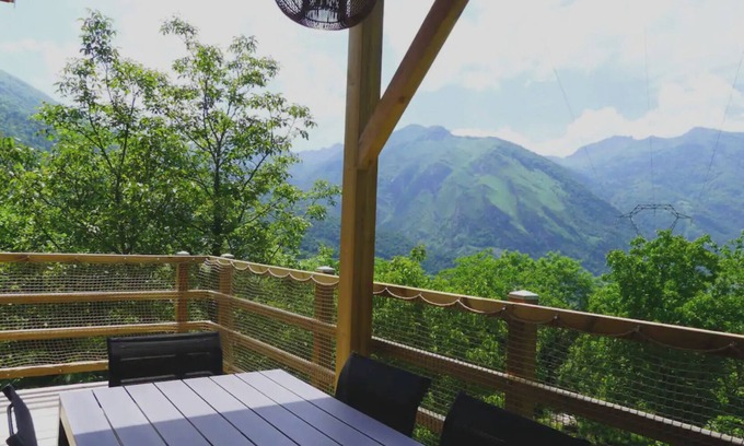 Eaux-Bonnes Ski Chalet | Splendid chalet with breathtaking mountain views Pets welcome!