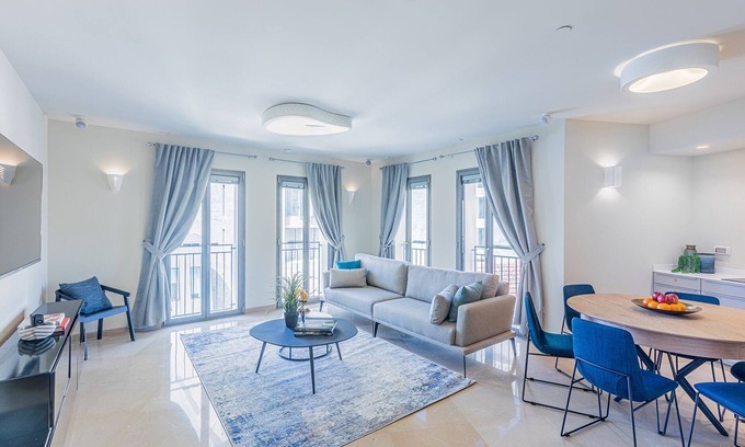 Jerusalem City Centre Apartment | Top-Rated Mamilla Oasis with Parking & Family-Friendly Perks