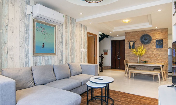 Ho Chi Minh City Apartment | Elegant Skyluxe Penthouse with Pool and Spa Amenities