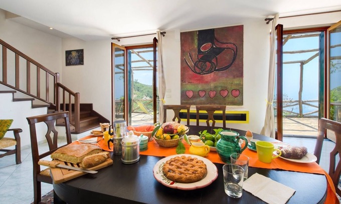 Sant'Agata sui Due Golfi Villa | Gorgeous Villa in Terranova with Spa and Gulf Views