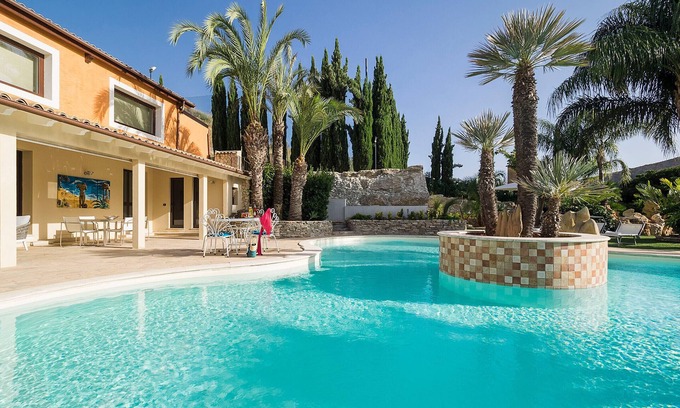 Agrigento Villa | Elegant Villa in Agrigento with Pool and Spa for 14 Guests