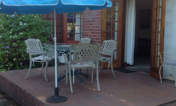 Rondebosch Cottage | Top-Rated Rondebosch Self-Catering Cottage for Your Stay