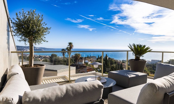 Ventabrun Apartment | Experience the Blue Pearl: Panoramic Sea View Apartment