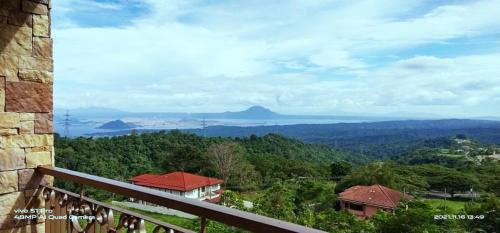 Laurel Apartment | Relaxing Staycation at Splendido Tagaytay with Pool Access