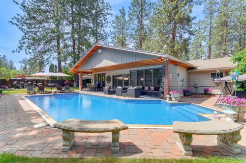 Spokane Valley Apartment | Spokane Valley Vacation Rental with Pool & Pet-Friendly Perks