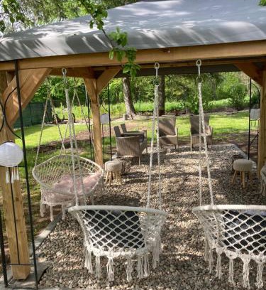 Karwie Cabin | Unwind at Spokojny Zakątek: Pet-Friendly Oceanfront Retreat