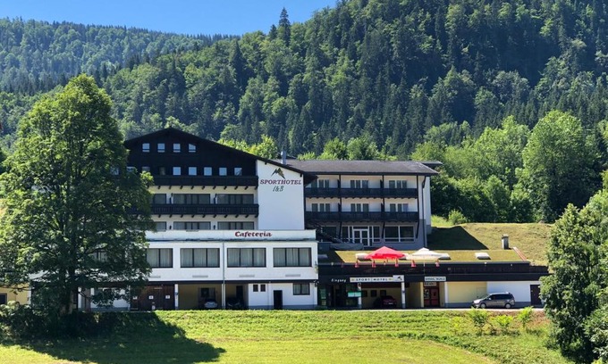 Lackenhof Hotel | Pet-Friendly Getaway at Sporthotel am Ötscher
