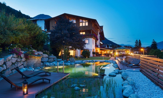 Medraz Hotel | Sporthotel Cristall: 4-Star Retreat with Spa & Pool Access