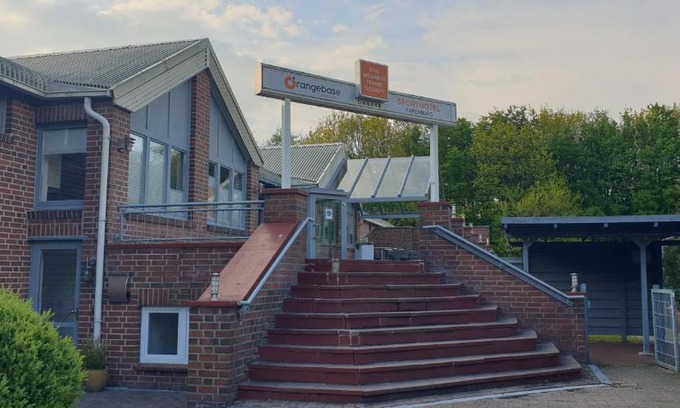 Papenburg Hotel | Discover Pet-Friendly Comfort at Sporthotel Papenburg