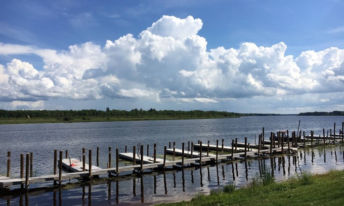 Baudette Resort | Cozy Sportsman's Lodge: Family-Friendly Stay with Pool
