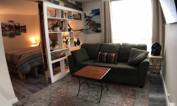 Big Sky Apartment | Highlights of Sporty Mountain & Lake View Studio with Breakfast