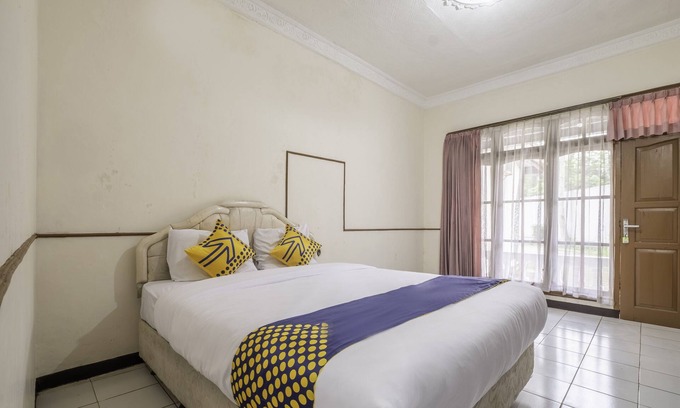 Tasikmalaya Hotel | SPOT ON 2341 Hotel Padjajaran 2