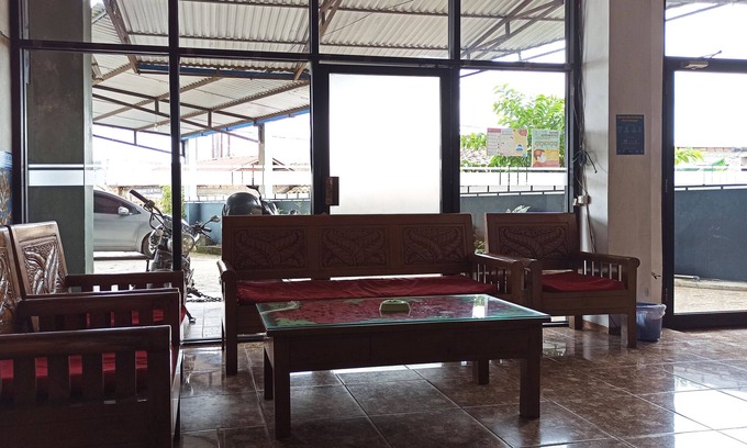 Palembang Hotel | Discover SPOT ON 2353 Wisma Hulubalang - Family-Friendly Stay