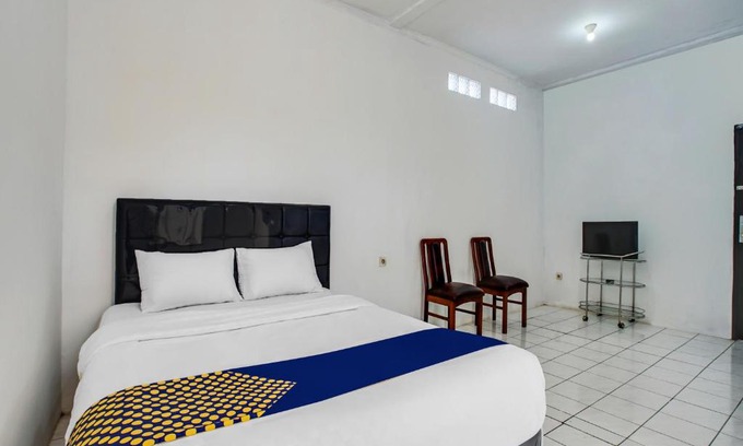 Astana Anyar Hotel | Budget-Friendly Family Stay at Sriwijaya Residence Syariah