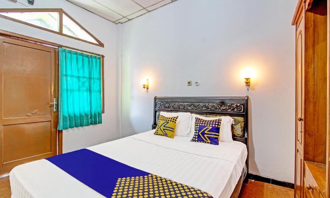 Semarang Hotel | Budget-Friendly Stay at SPOT ON 91471 Syariah Wisma Uin Walisongo