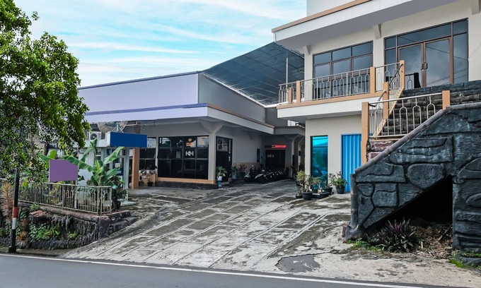 Ambarawa Hotel | Discover Family-Friendly Comfort at Hotel Citra Dewi