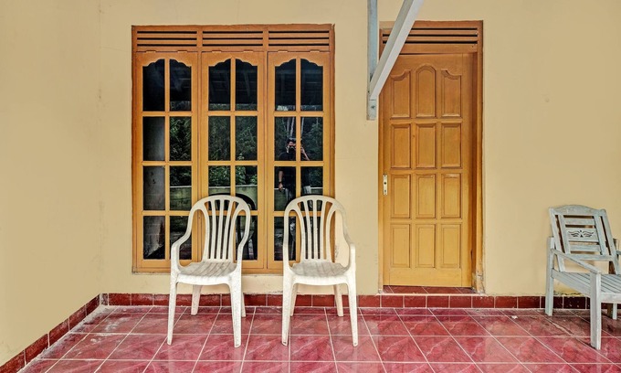 Kopeng Hotel | Budget-Friendly Hotel Pereng Sari with Breakfast Options