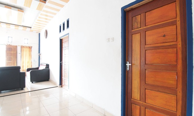 Pekanbaru Hotel | Budget-Friendly Stay at Lona Guest House Syariah