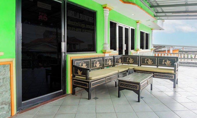 Bandar Lampung Hotel | Cozy Guest House Amanda Syariah with Breakfast & Family-Friendly Amenities