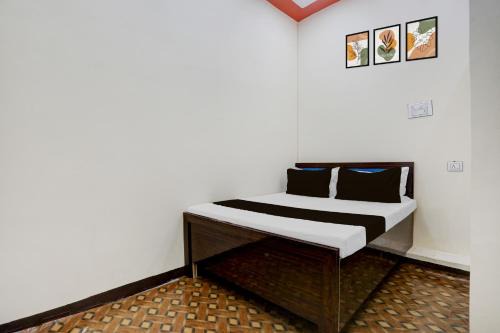 Handia Apartment | SPOT ON Ajay Hotel Phulpur Railway station