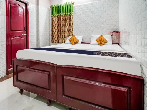 Guntur Hotel | Budget-Friendly Madhavi Residency & Lodge with Breakfast
