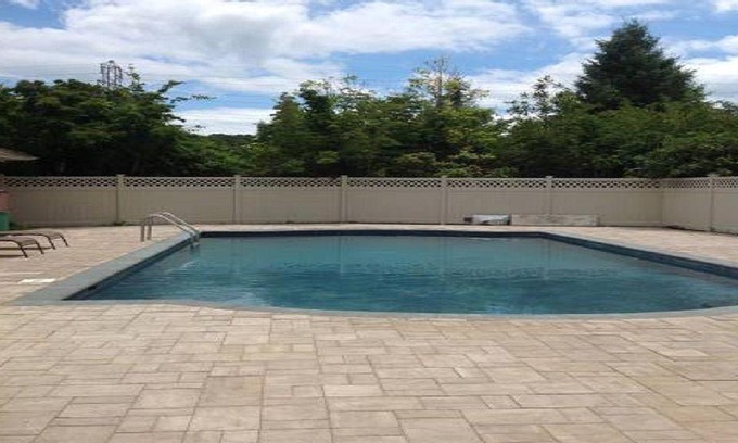Shinnecock Hills House | Elegant Southampton Home with Pool & Jacuzzi Near Beaches