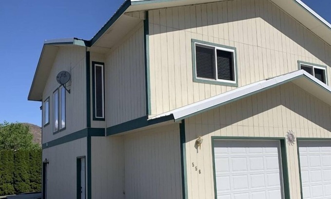 Sunland Estates House | Relax in Comfort at Beautiful Sunland Estates - Rated 10/10