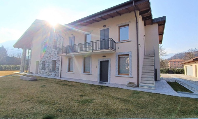 Mergozzo Apartment | Cozy Spring Apartment in Mergozzo - Pet Friendly & Family-Ready