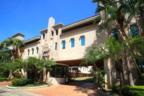 South District Hotel | Family-Friendly Spring Hotel with Great Guest Reviews
