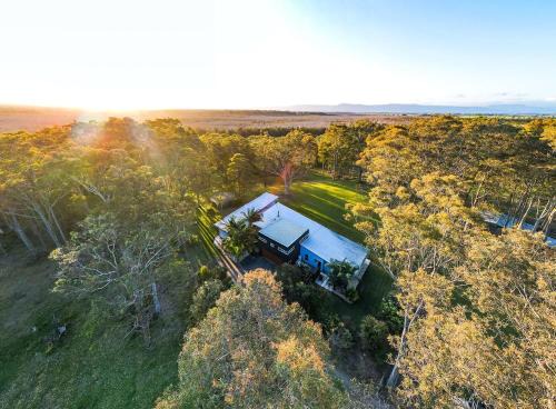 Shoalhaven City Council House | Relaxing Retreat at Springbank House with Pool & Hot Tub