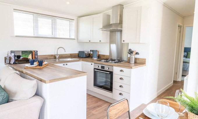 Newton Saint Cyres Cottage | Top-Rated Springfield Lodge: Pet-Friendly with Pool Access