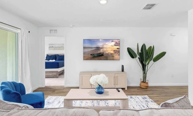 Spring Hill House | 🌿 Springhill Retreat! | Spacious 3-Bed, 2-Bath Home — Perfect for Long or Short
