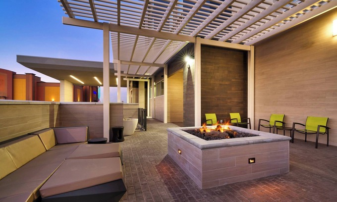 West Valley City Hotel | Discover SpringHill Suites Salt Lake City with Pool & Spa