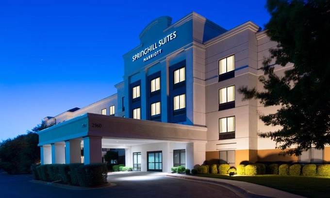 Round Rock Hotel | Pet-Friendly SpringHill Suites in Round Rock, Rated 8.6/10