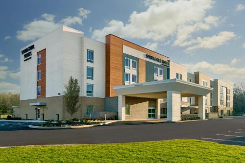 Arlington Hotel | Guest Rated 10/10 at SpringHill Suites by Marriott Arlington