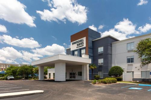 South Baton Rouge Hotel | Enjoy Family-Friendly Stays at SpringHill Suites Baton Rouge