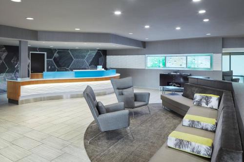 Bolingbrook Hotel | Discover SpringHill Suites by Marriott Chicago Bolingbrook
