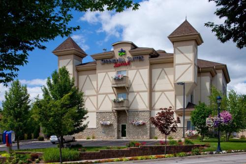 Frankenmuth Hotel | Family-Friendly Springhill Suites with Pool in Frankenmuth