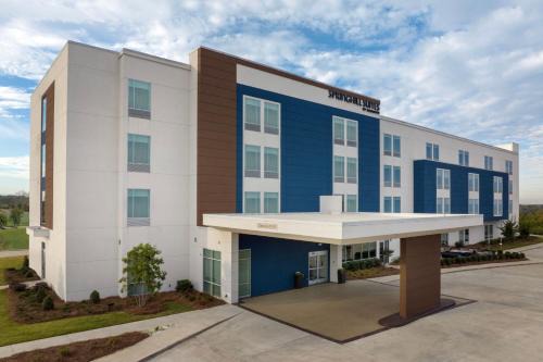 New Castle Hotel | Modern Comfort at SpringHill Suites by Marriott Gardendale