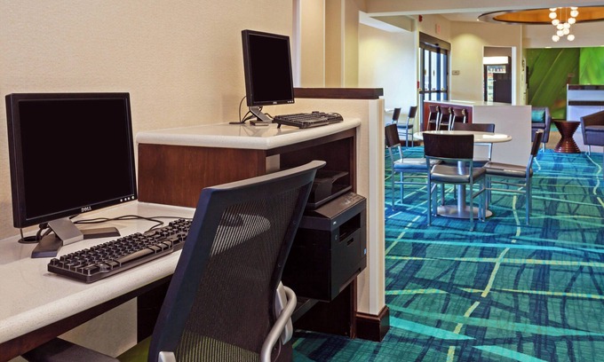 Schaumburg Hotel | Discover SpringHill Suites by Marriott Schaumburg Experience